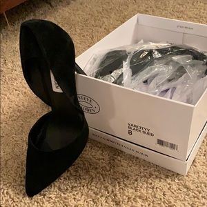 Never worn Steve Madden heels
